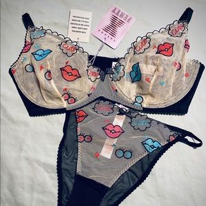 💋Savage X Fenty Bra & Panties Set💋